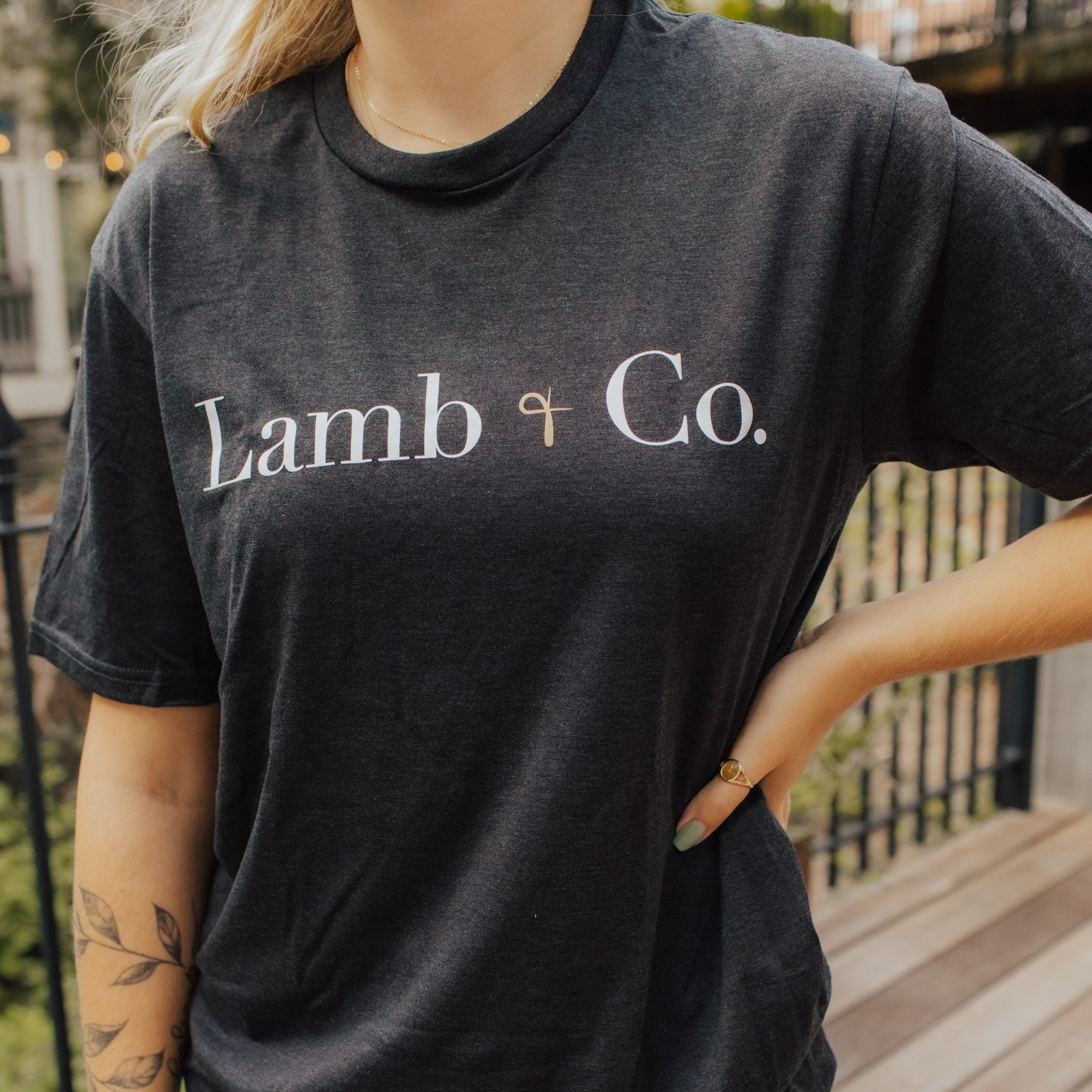 Lamb & Co. T-Shirt Regular Fit