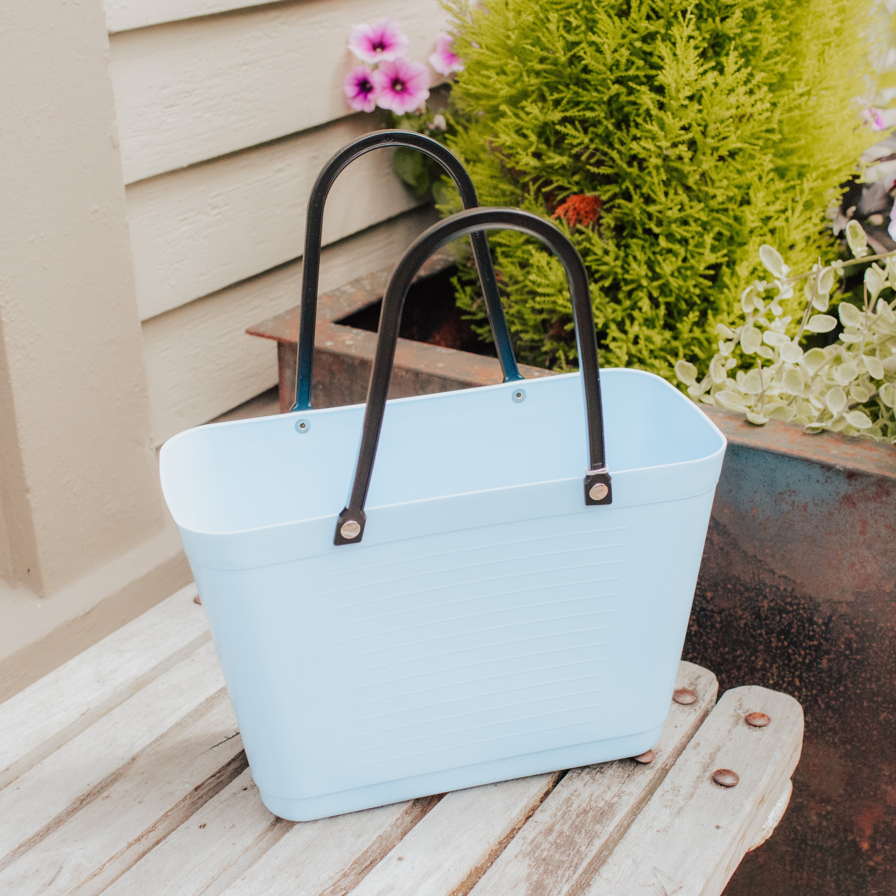 Hinza Small Tote, several colors