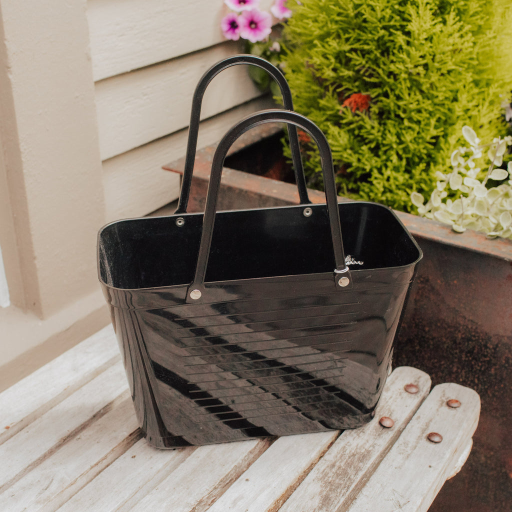 Hinza Small Tote, several colors